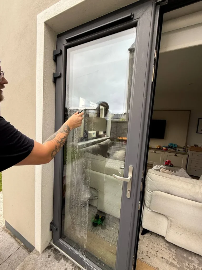 Book smarter in County Kerry: understand house cleaning scope, frequency options, access requirements, and how to prepare your home for better results.