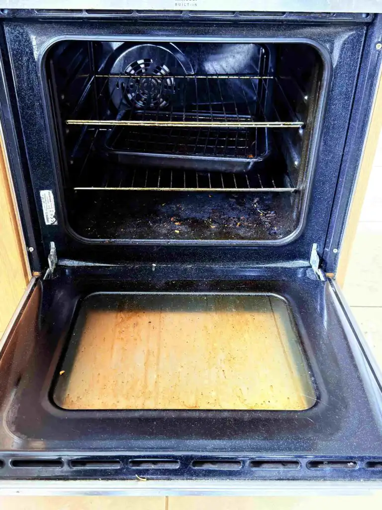 Built-up grease, limescale and hidden dust need more than routine cleaning. Compare Kerry deep-clean prices and request a free property quote today.
