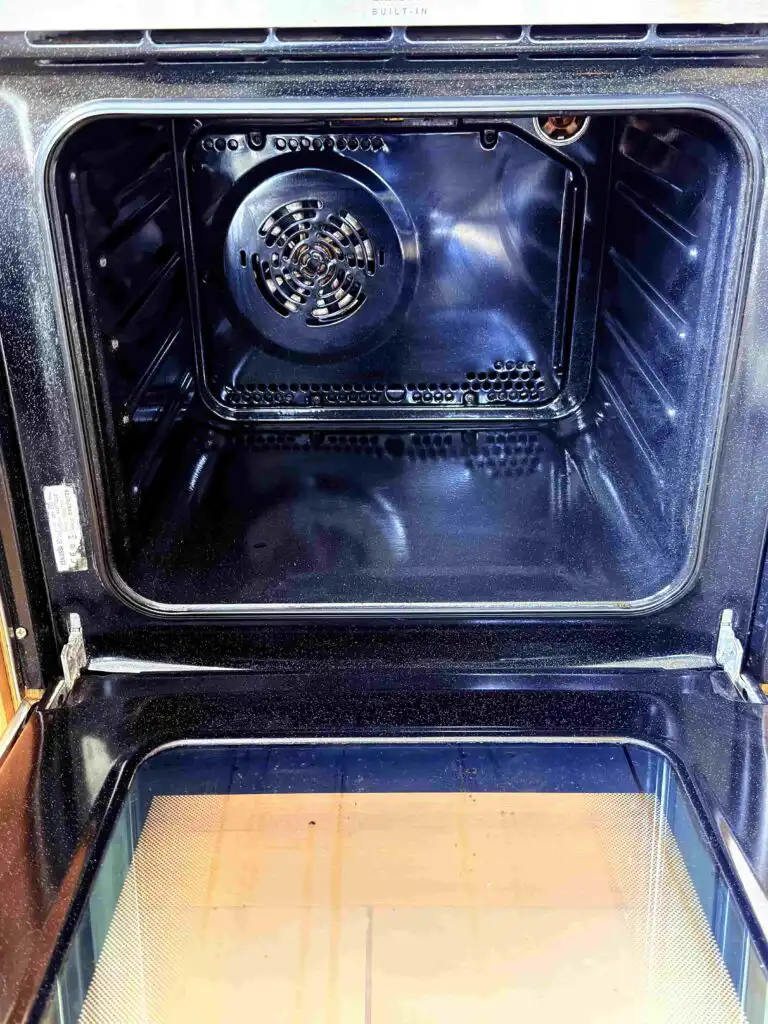 See cleaning prices for Kerry homes, including hourly rates, apartment cleaning, house deep cleaning, ovens, carpets and windows.
