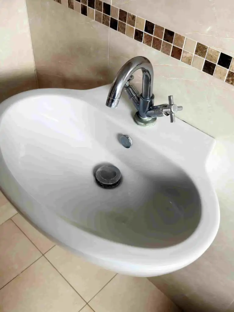 Get your rental property ready for inspection with expert end of tenancy cleaning in Tralee. Follow our practical checklist and avoid costly cleaning deductions.